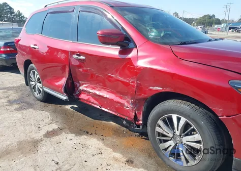 2017 Nissan Pathfinder Sv z USA, uszkodzony, nr VIN 5N1DR2MM3HC674892